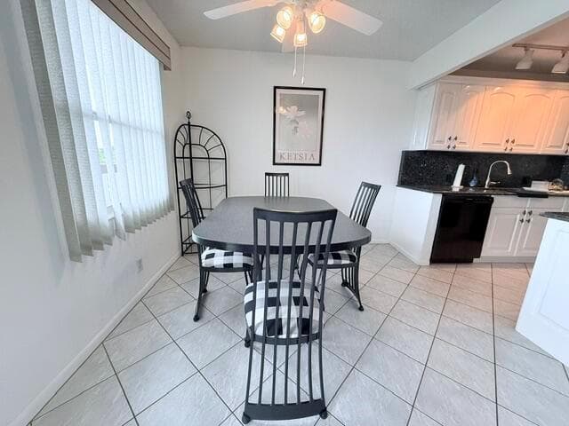 4065 Harwood E, Deerfield Beach, FL 33442 photo 4