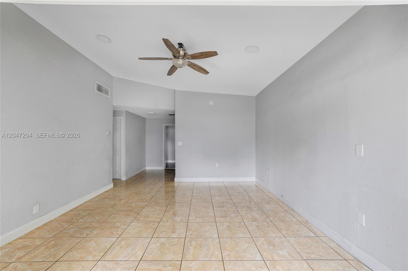 18100 NW 7th Pl, Miami Gardens, FL 33169 photo 4