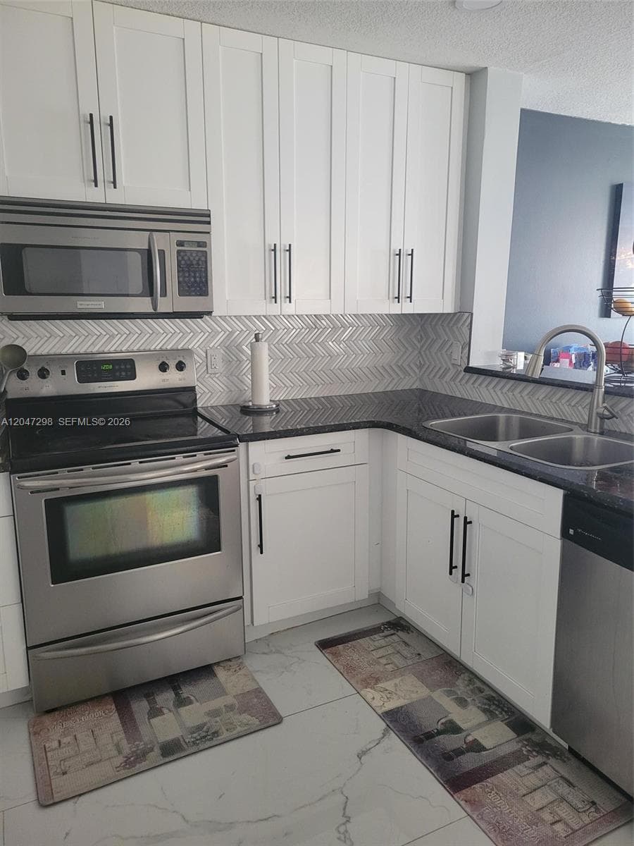 6606 Saltaire Ter, Margate, FL 33063 photo 5