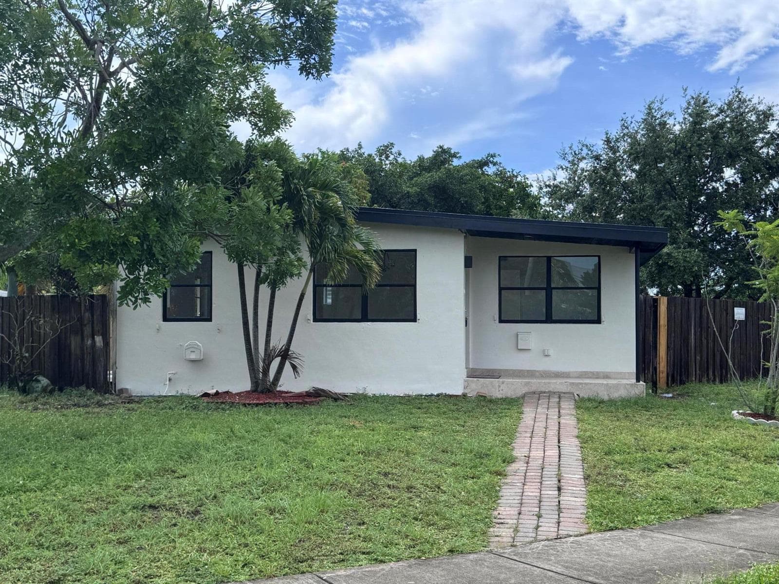 4310 NE 13th Avenue, Pompano Beach, FL 33064 photo 2