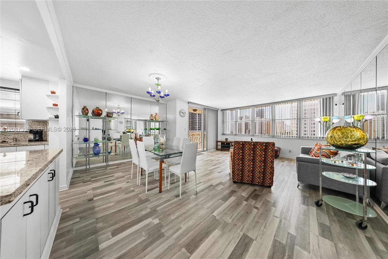 1825 S Ocean Dr # 914, Hallandale Beach, FL 33009 photo 2