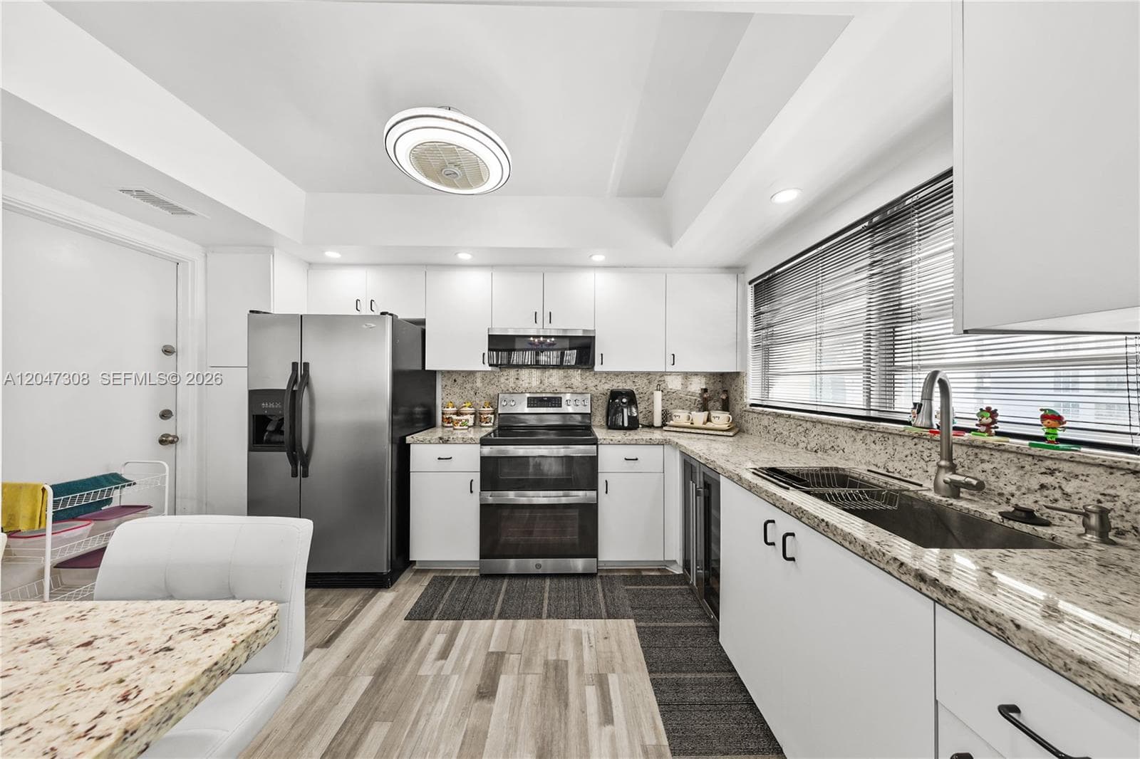 1825 S Ocean Dr # 914, Hallandale Beach, FL 33009 photo 3