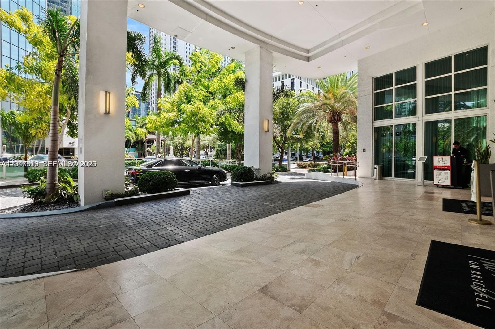 951 Brickell Ave # 3207, Miami, FL 33131 photo 2