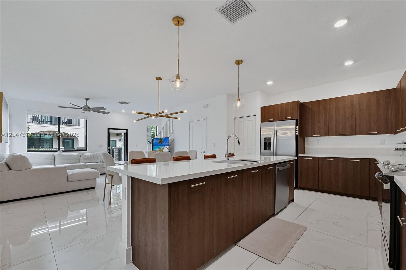 4605 NW 83rd Path, Doral, FL 33166 photo 3