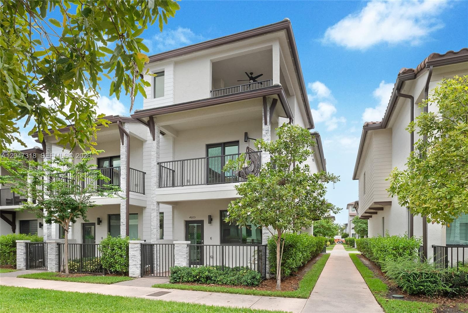 4605 NW 83rd Path, Doral, FL 33166