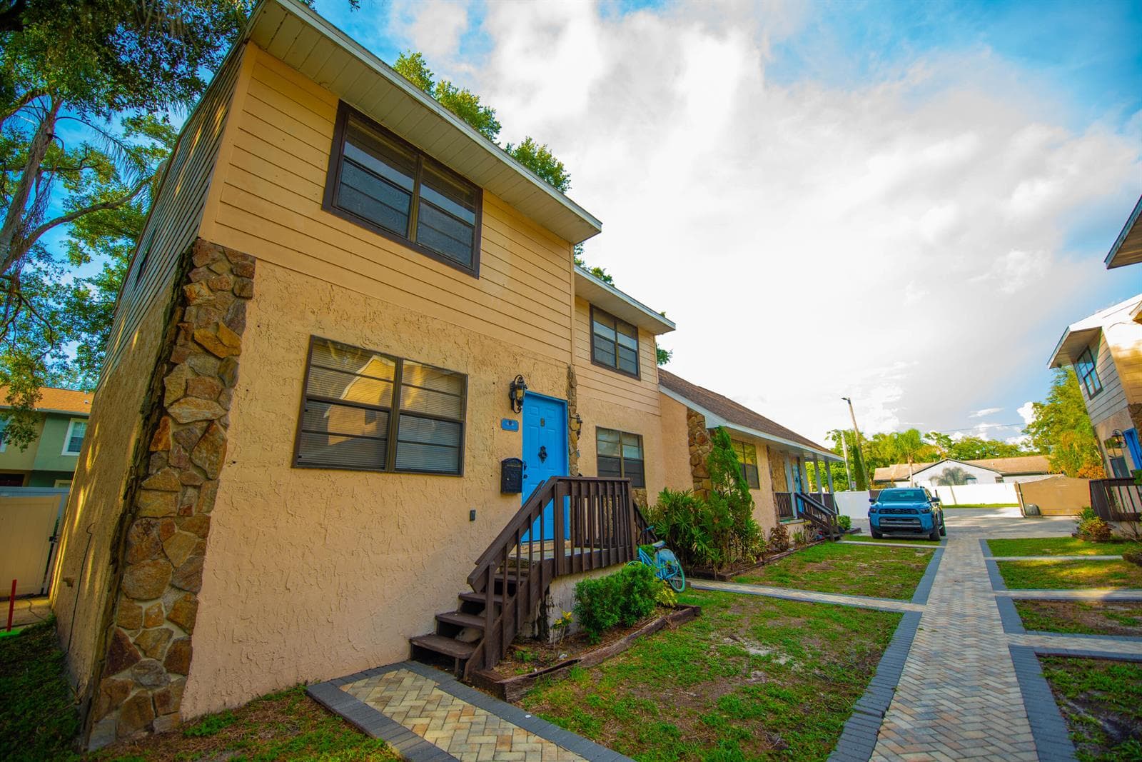 12216 N 59th Street, Tampa, FL 33617 photo 5