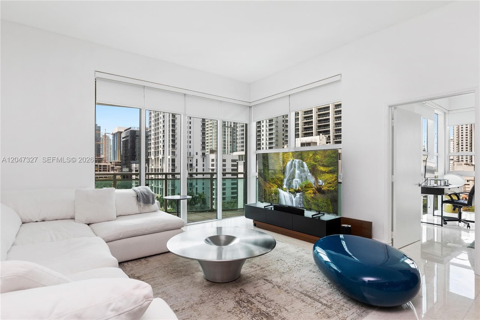 951 Brickell Ave # 1011, Miami, FL 33131 photo 2
