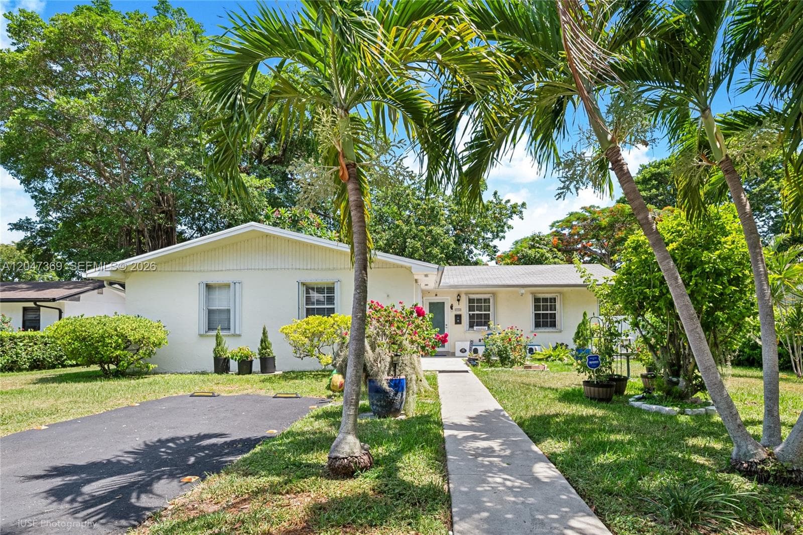 3750 Percival Ave, Miami, FL 33133