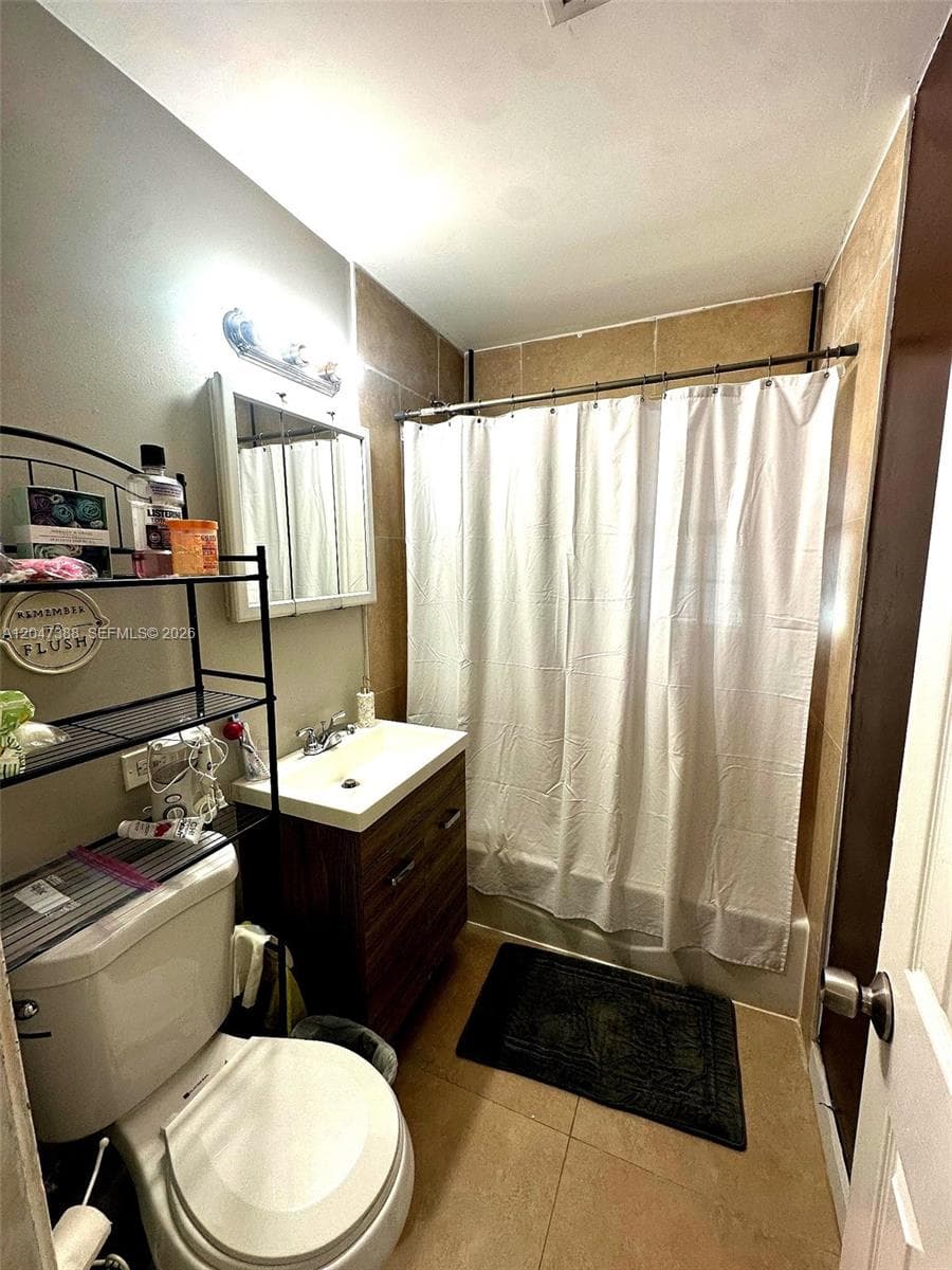 10241 Dominican Dr, Cutler Bay, FL 33189 photo 3