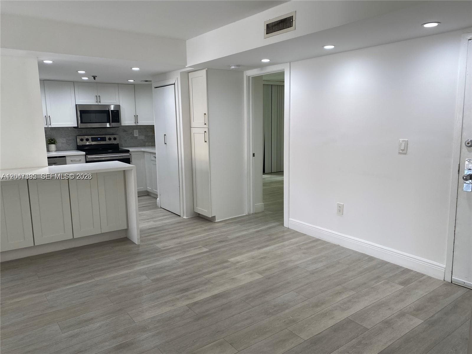 911 E Ponce De Leon Blvd # 301, Coral Gables, FL 33134 photo 2