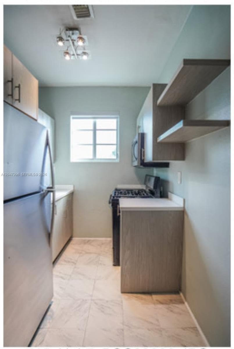 715 Michigan Ave # 7, Miami Beach, FL 33139 photo 4