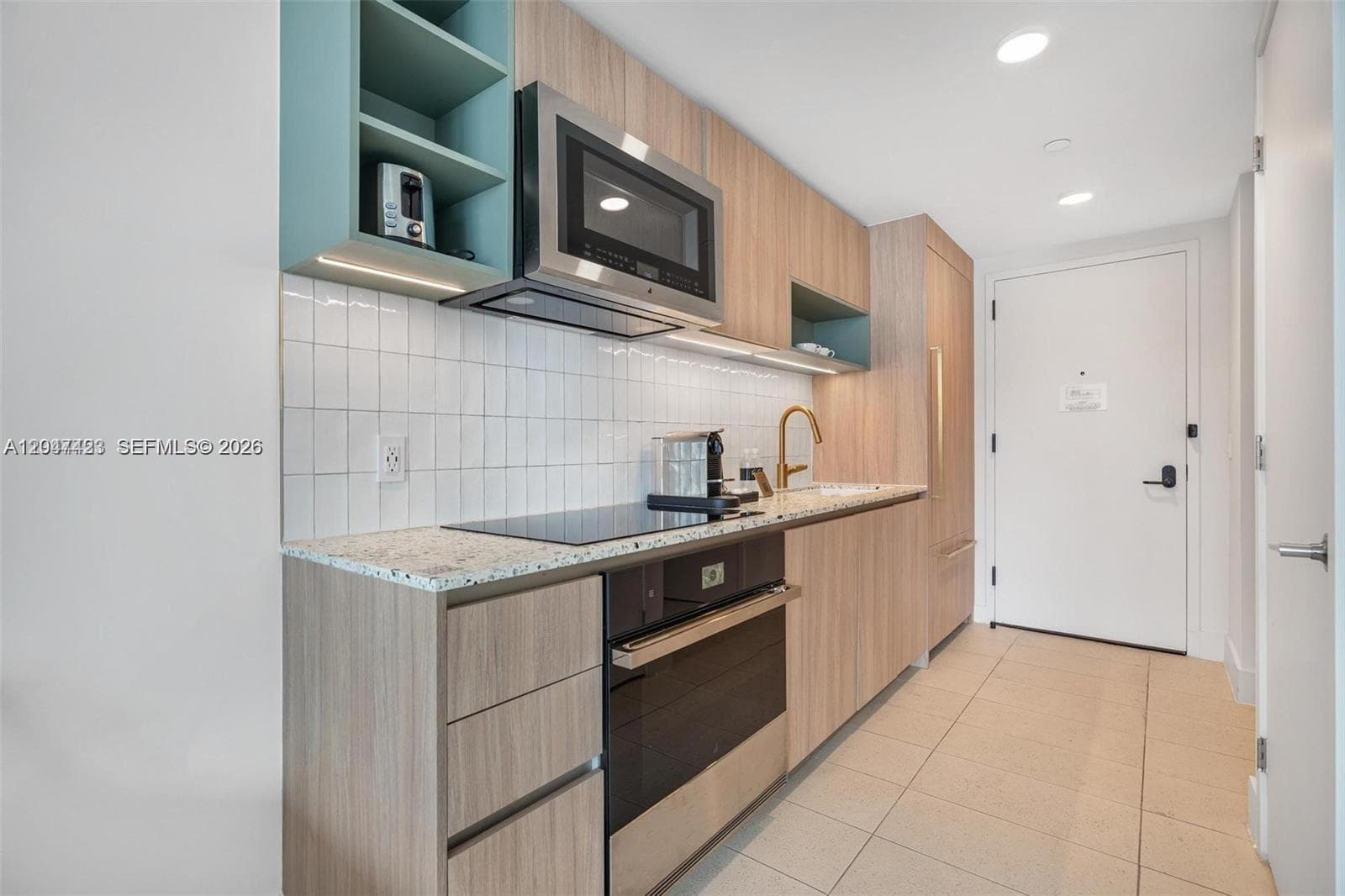 159 NE 6th St # 3212, Miami, FL 33132 photo 3
