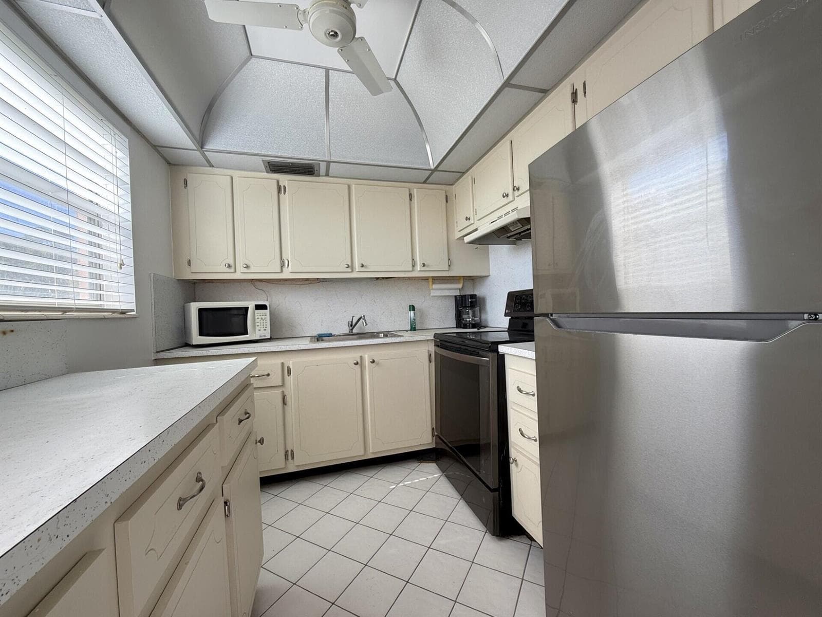 9 Hastings A # 9, West Palm Beach, FL 33417 photo 2