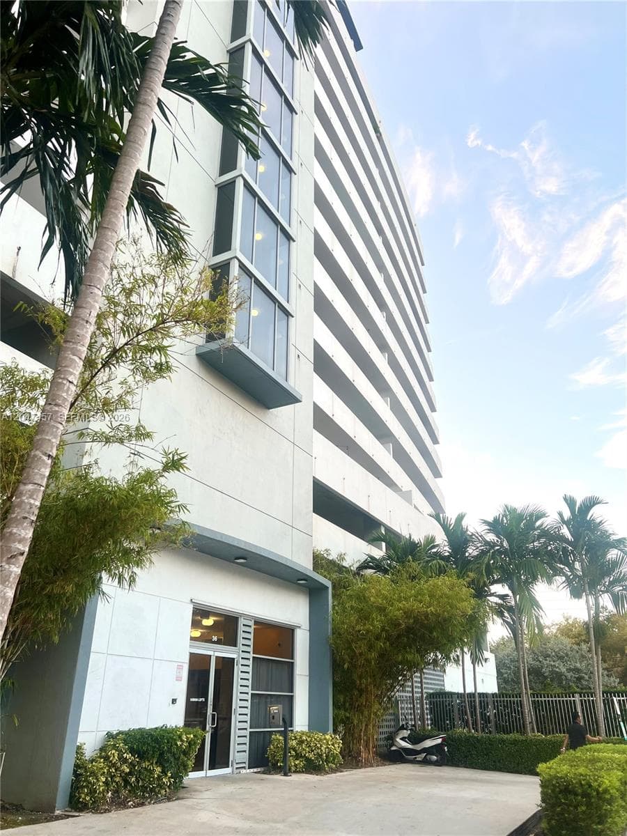 36 NW 6th Ave # TS-1, Miami, FL 33128 photo 5
