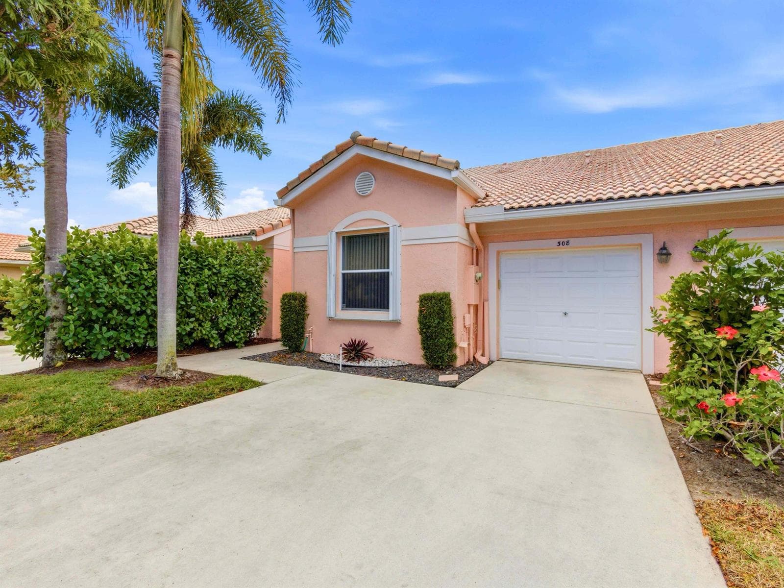 308 Coral Trace Court, Delray Beach, FL 33445 photo 2