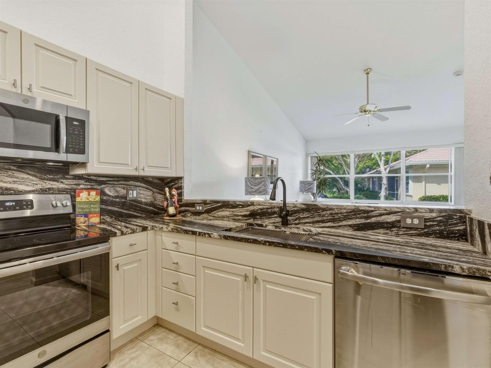 308 Coral Trace Court, Delray Beach, FL 33445 photo 5