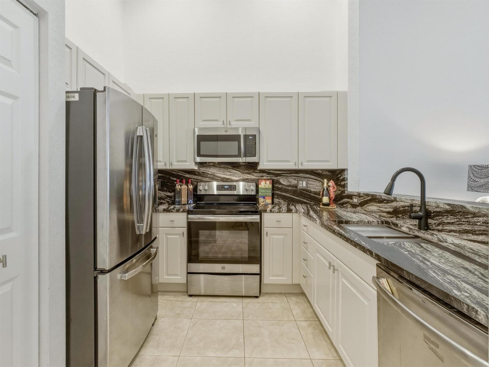 308 Coral Trace Court, Delray Beach, FL 33445 photo 4