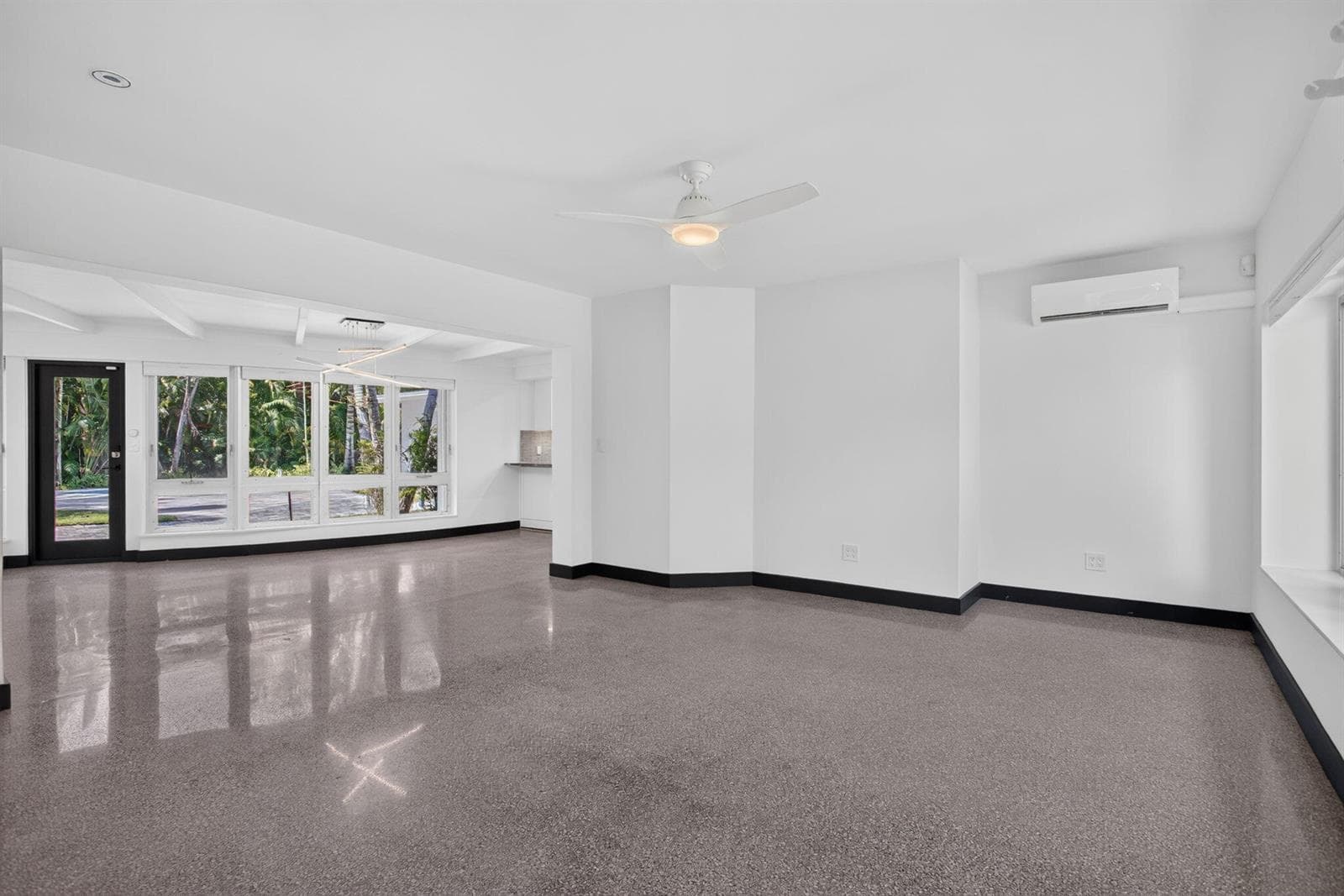 2614 NE 15th Street, Fort Lauderdale, FL 33304 photo 2