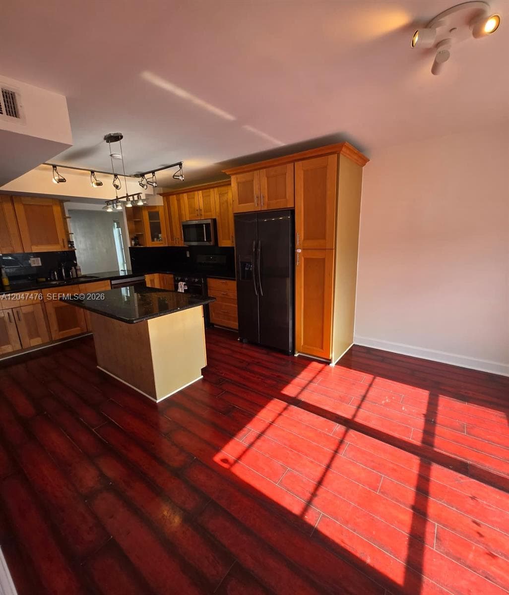 926 NE 27th Ave # 926, Hallandale Beach, FL 33009 photo 5