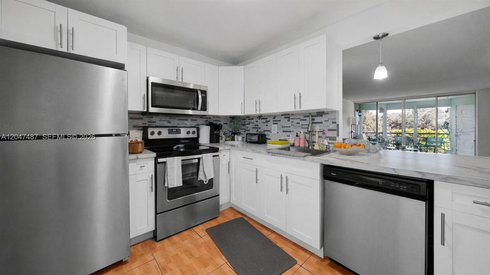 1101 NE 191st St # H314, Miami, FL 33179 photo 2