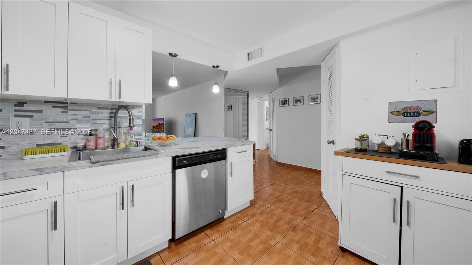 1101 NE 191st St # H314, Miami, FL 33179 photo 4