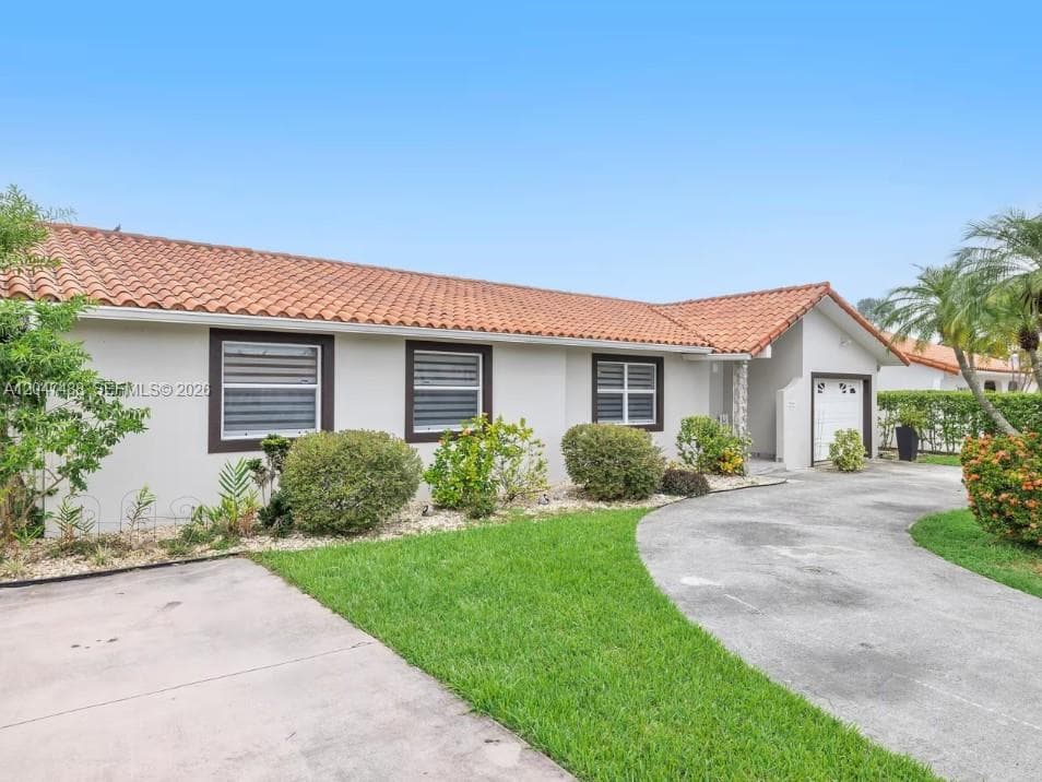 9840 SW 3rd St, Miami, FL 33174