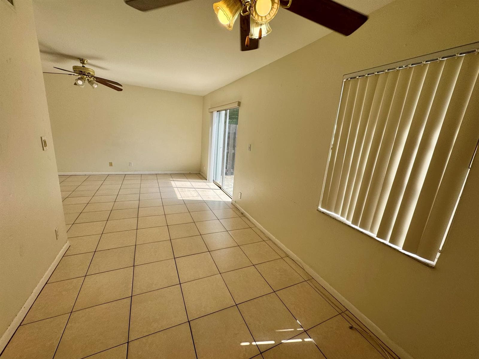 8028 SW 17th Place, Davie, FL 33324 photo 5