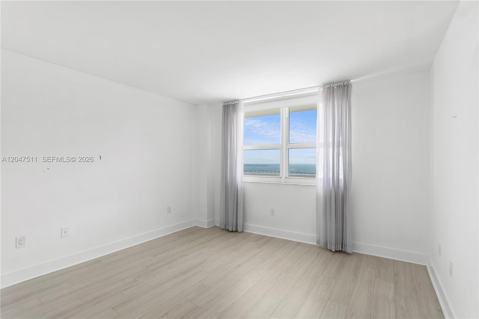 1155 Brickell Bay Dr # 3105, Miami, FL 33131 photo 3