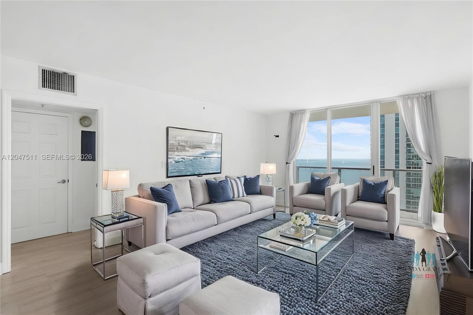 1155 Brickell Bay Dr # 3105, Miami, FL 33131 photo 4