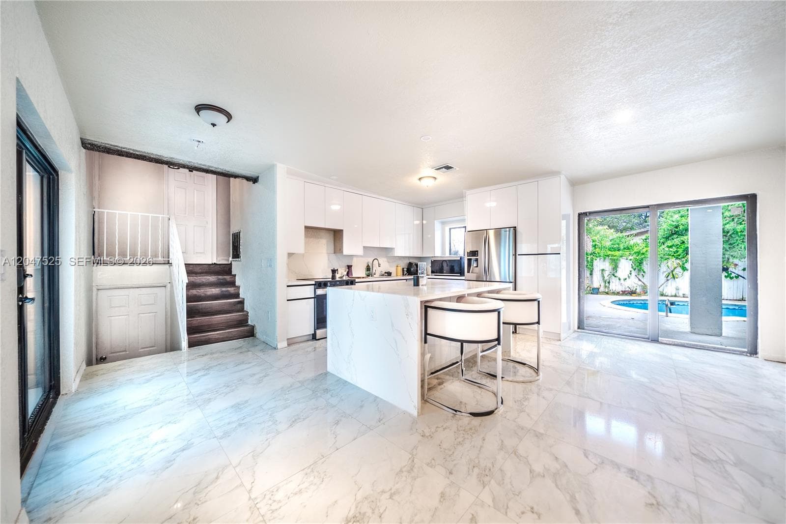 20200 NE 14th Ave, Miami, FL 33179 photo 5