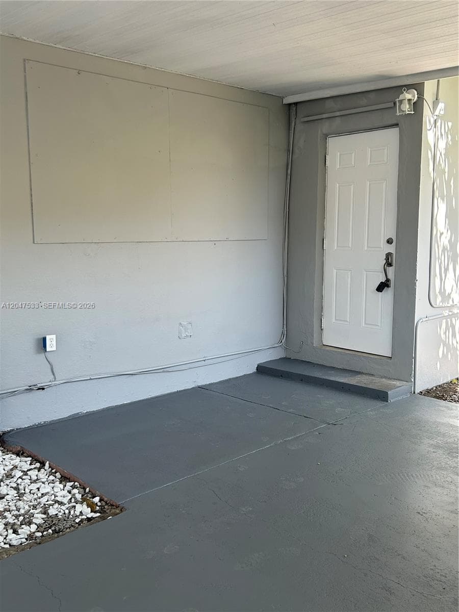 257 W 45th St # 2, Hialeah, FL 33012 photo 4