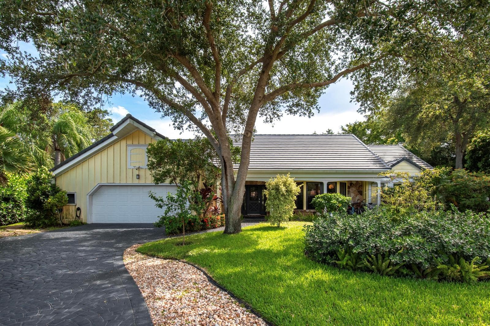 6962 S Grande Drive, Boca Raton, FL 33433 photo 5