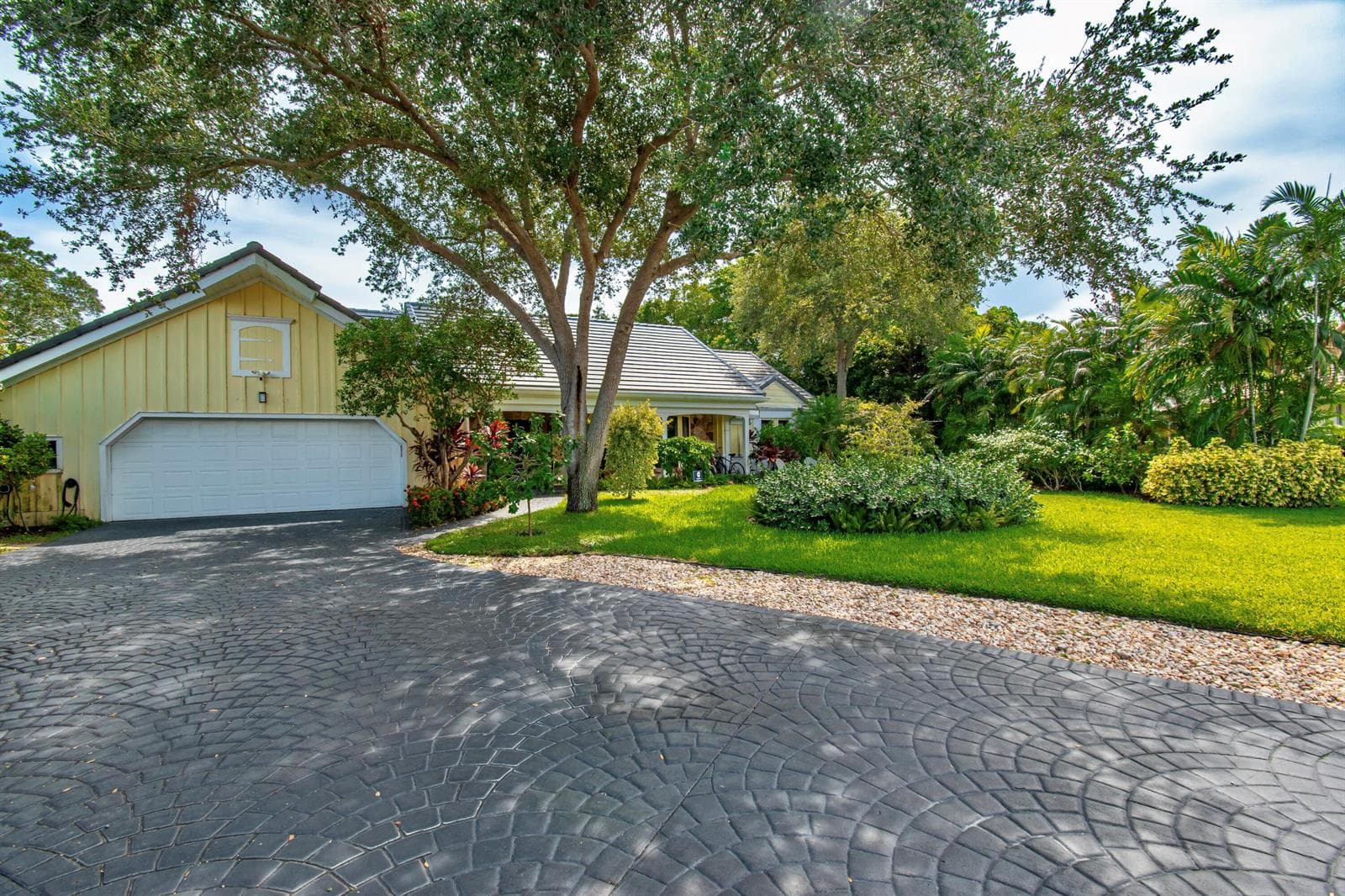 6962 S Grande Drive, Boca Raton, FL 33433 photo 4