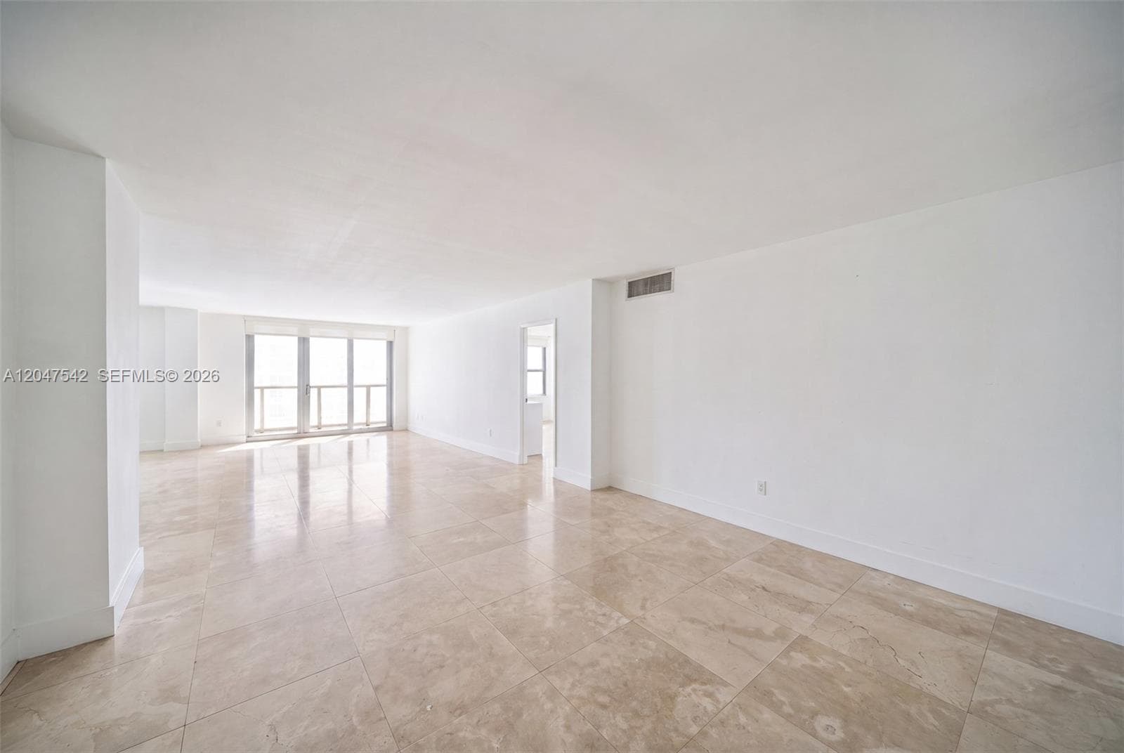 5701 Collins Ave # 1415, Miami Beach, FL 33140 photo 2