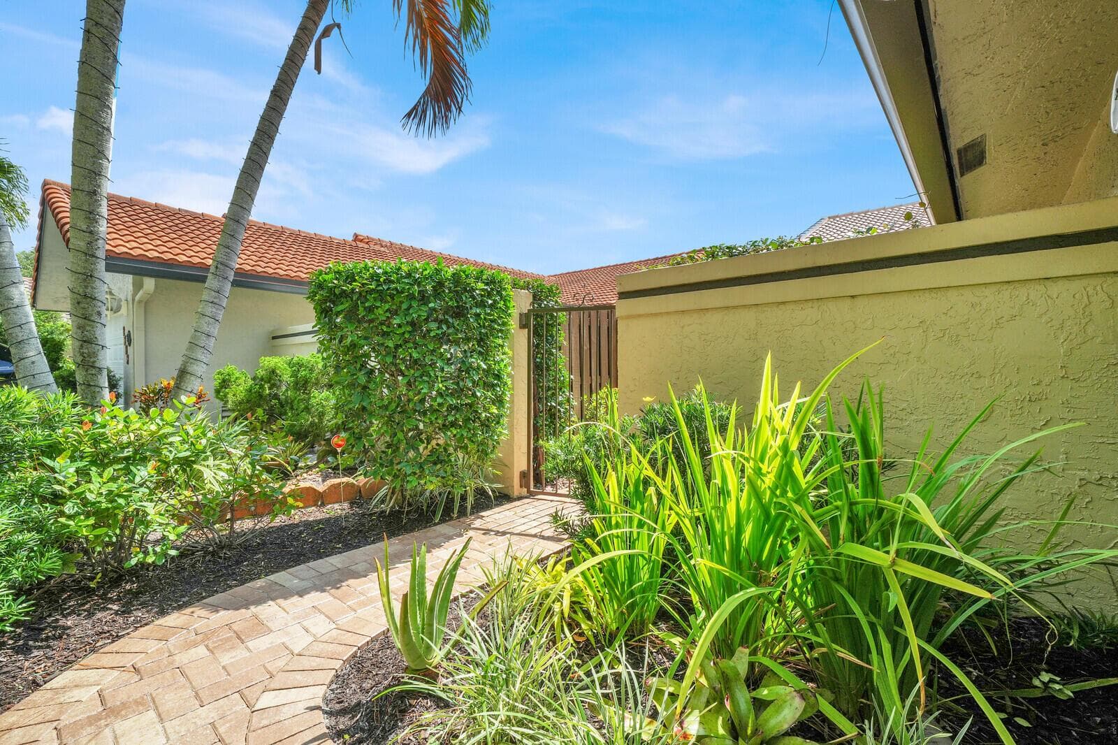1735 NW 21st Court, Delray Beach, FL 33445 photo 3