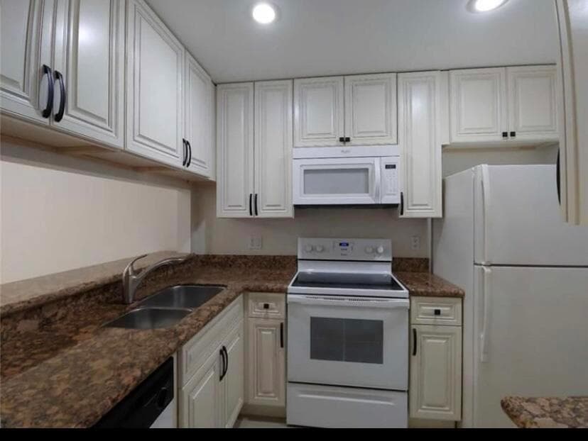 9903 Three Lakes Circle, Boca Raton, FL 33428 photo 3
