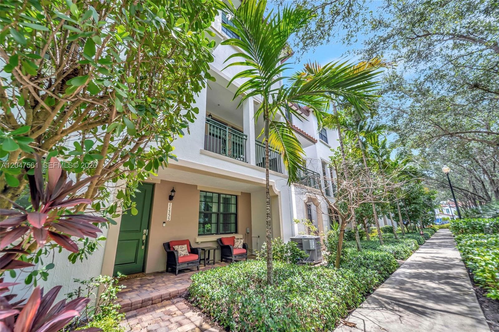 11355 SW 14th St, Pembroke Pines, FL 33025 photo 3