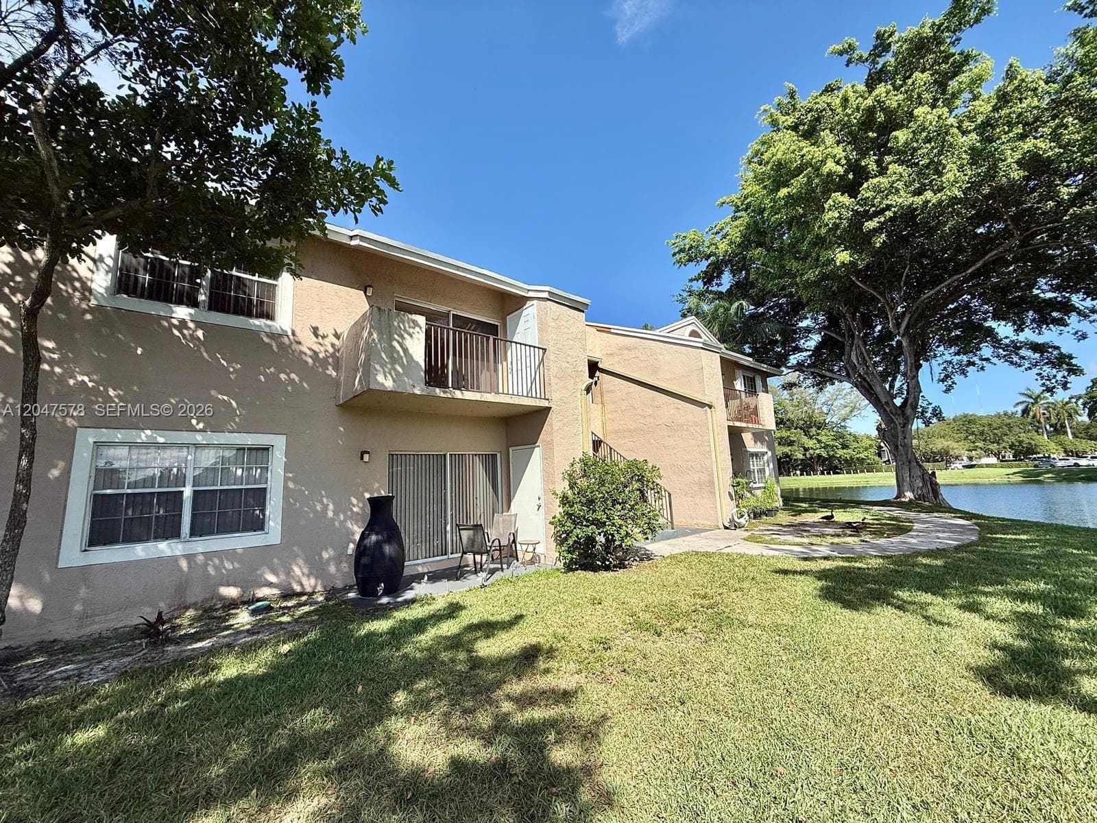 2151 NW 96th Ter # 15G, Pembroke Pines, FL 33024 photo 2
