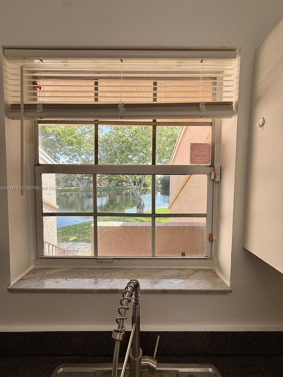 2151 NW 96th Ter # 15G, Pembroke Pines, FL 33024 photo 5