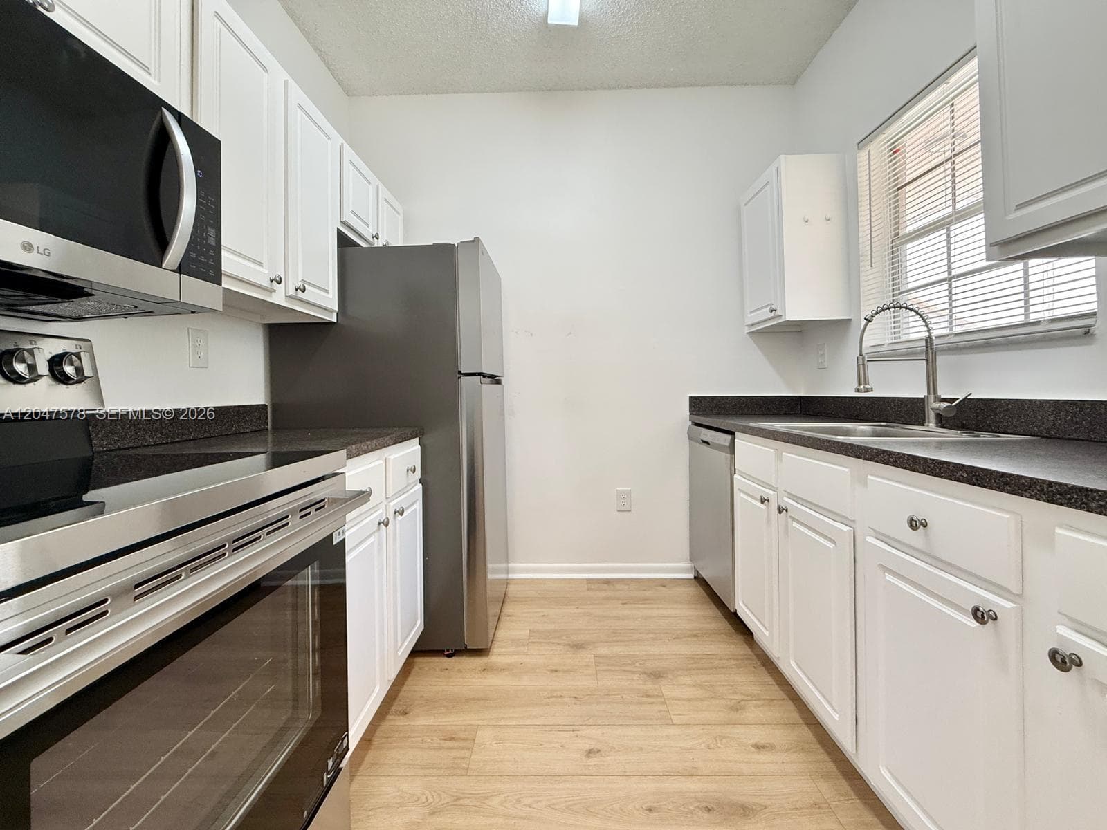 2151 NW 96th Ter # 15G, Pembroke Pines, FL 33024 photo 4