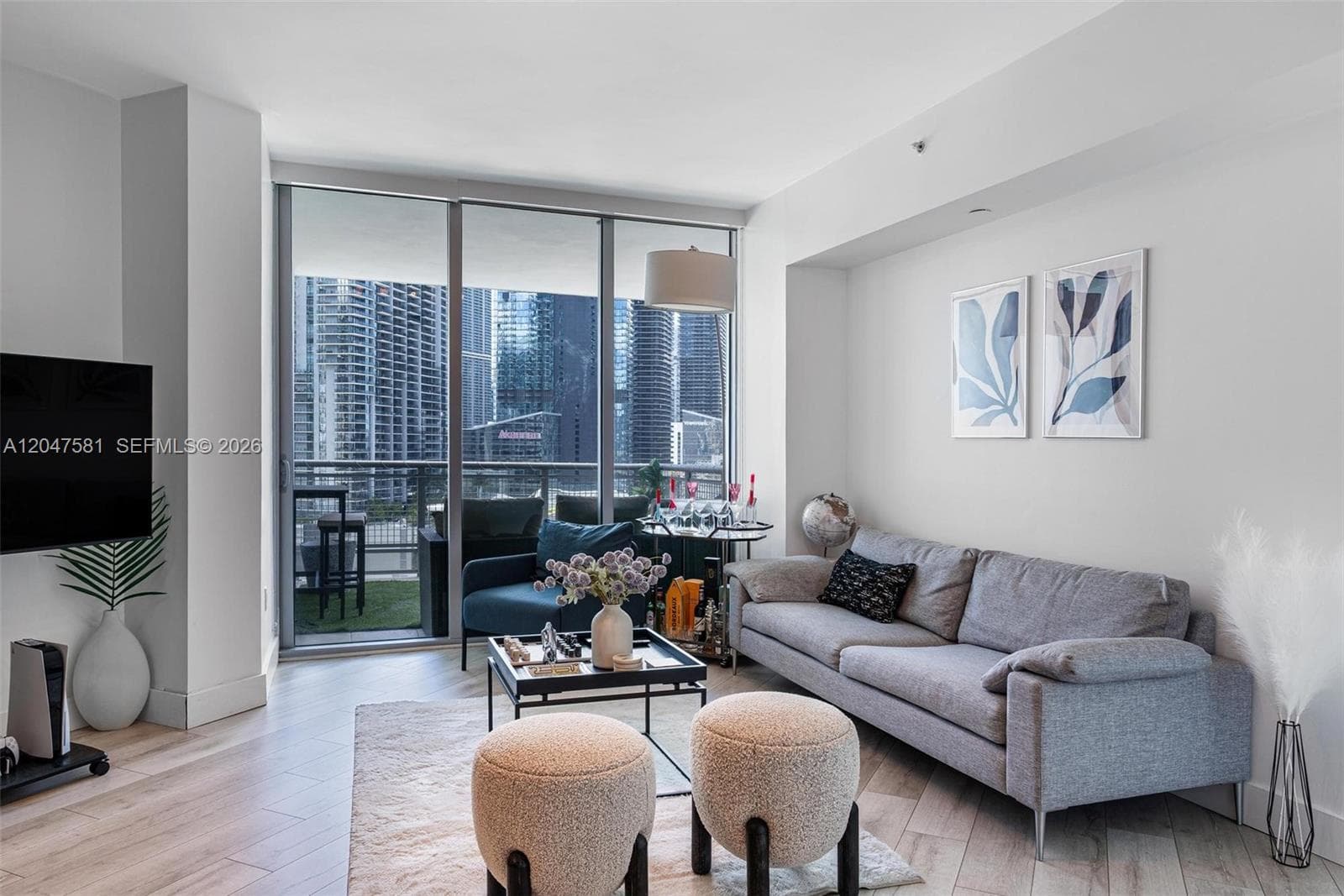 350 S Miami Ave # 2108, Miami, FL 33130 photo 2