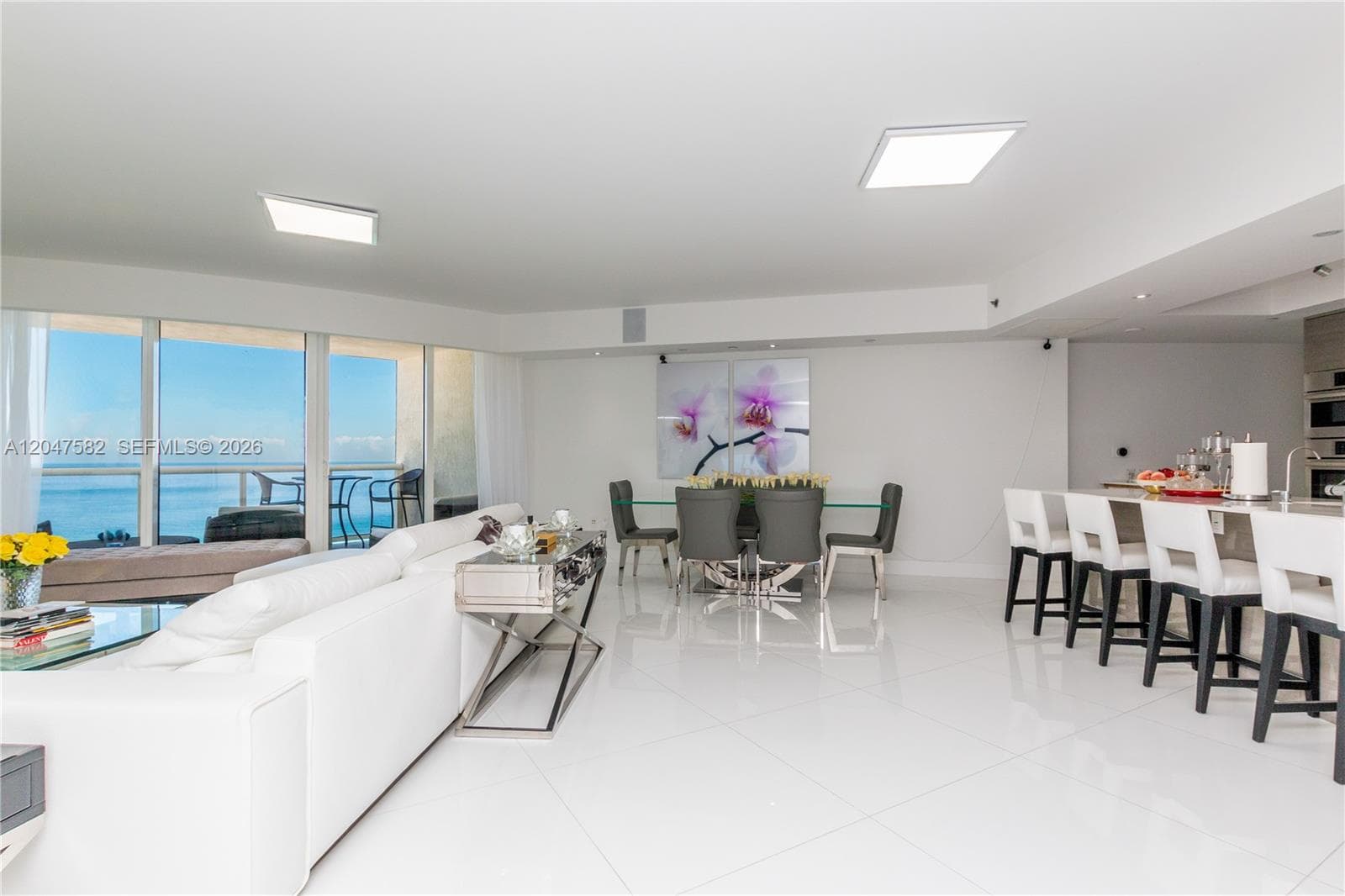17201 Collins Ave # 1807, Sunny Isles Beach, FL 33160 photo 2