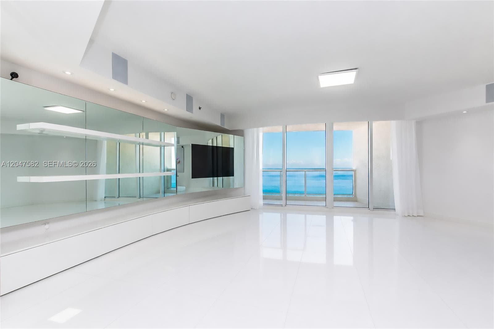 17201 Collins Ave # 1807, Sunny Isles Beach, FL 33160 photo 3