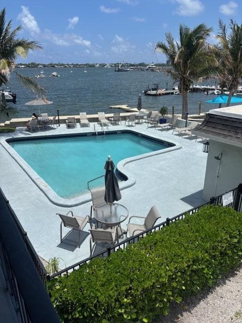 4700 N Flagler Drive # 207, West Palm Beach, FL 33407