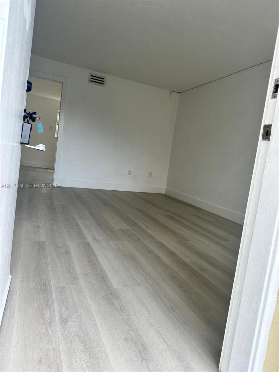 427 Santander Ave # 205, Coral Gables, FL 33134 photo 4