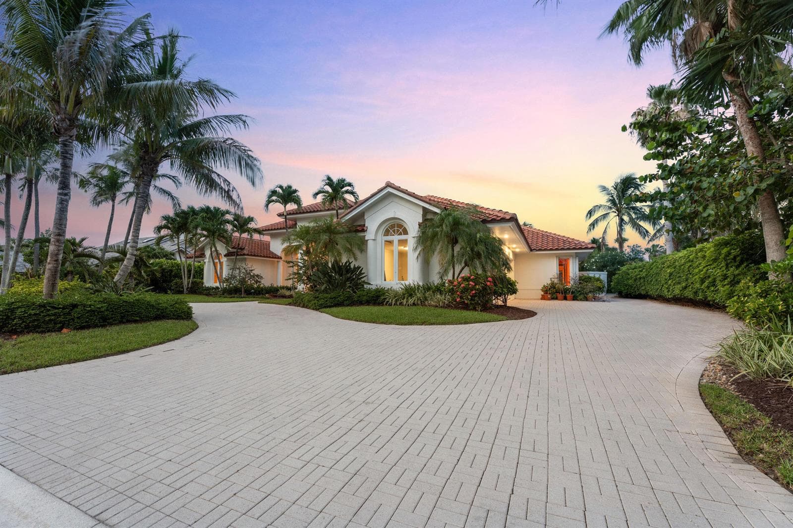 6841 SE Harbor Circle, Stuart, FL 34996 photo 5