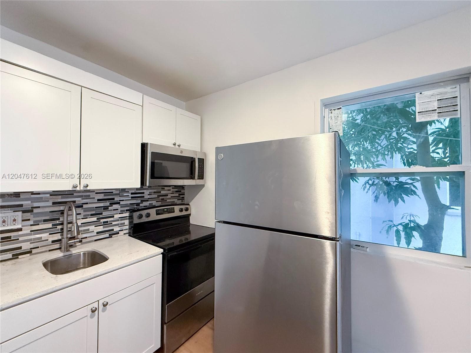 2 SW 6th Ave # 4, Dania Beach, FL 33004 photo 2