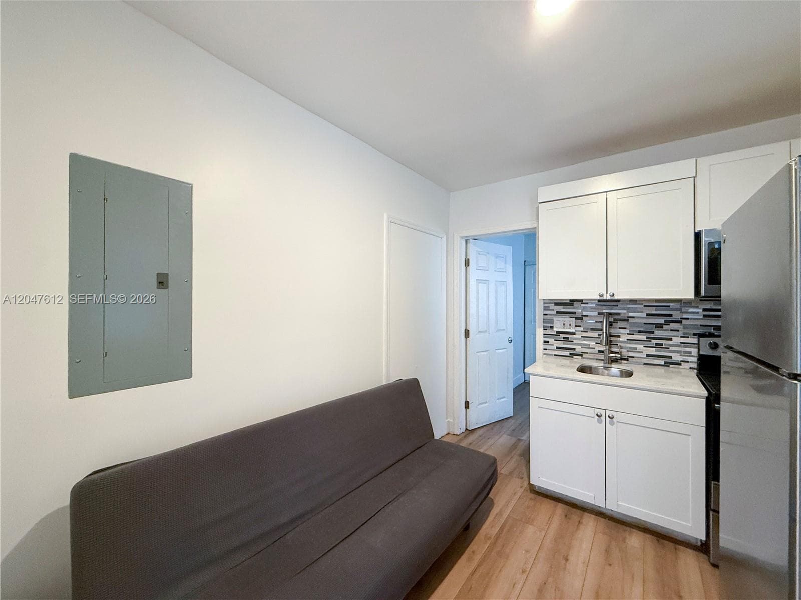 2 SW 6th Ave # 4, Dania Beach, FL 33004 photo 3