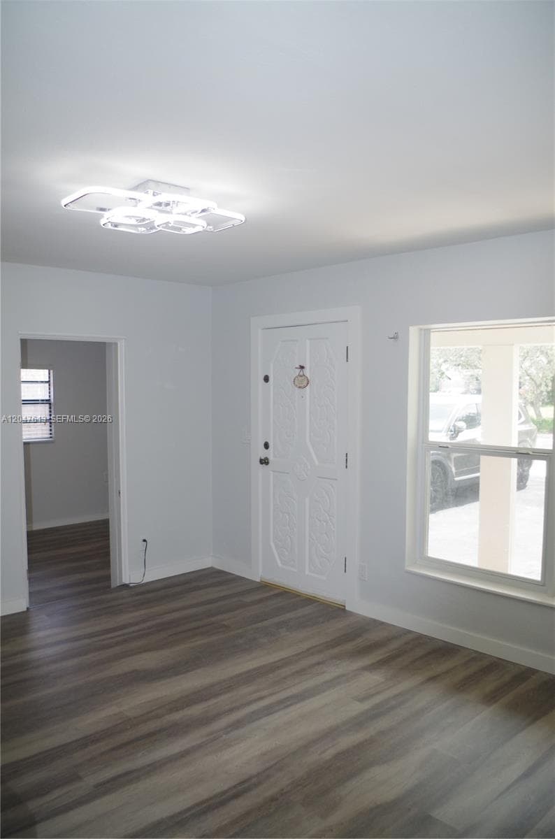 5465 N Andrews Ave, Oakland Park, FL 33309 photo 3