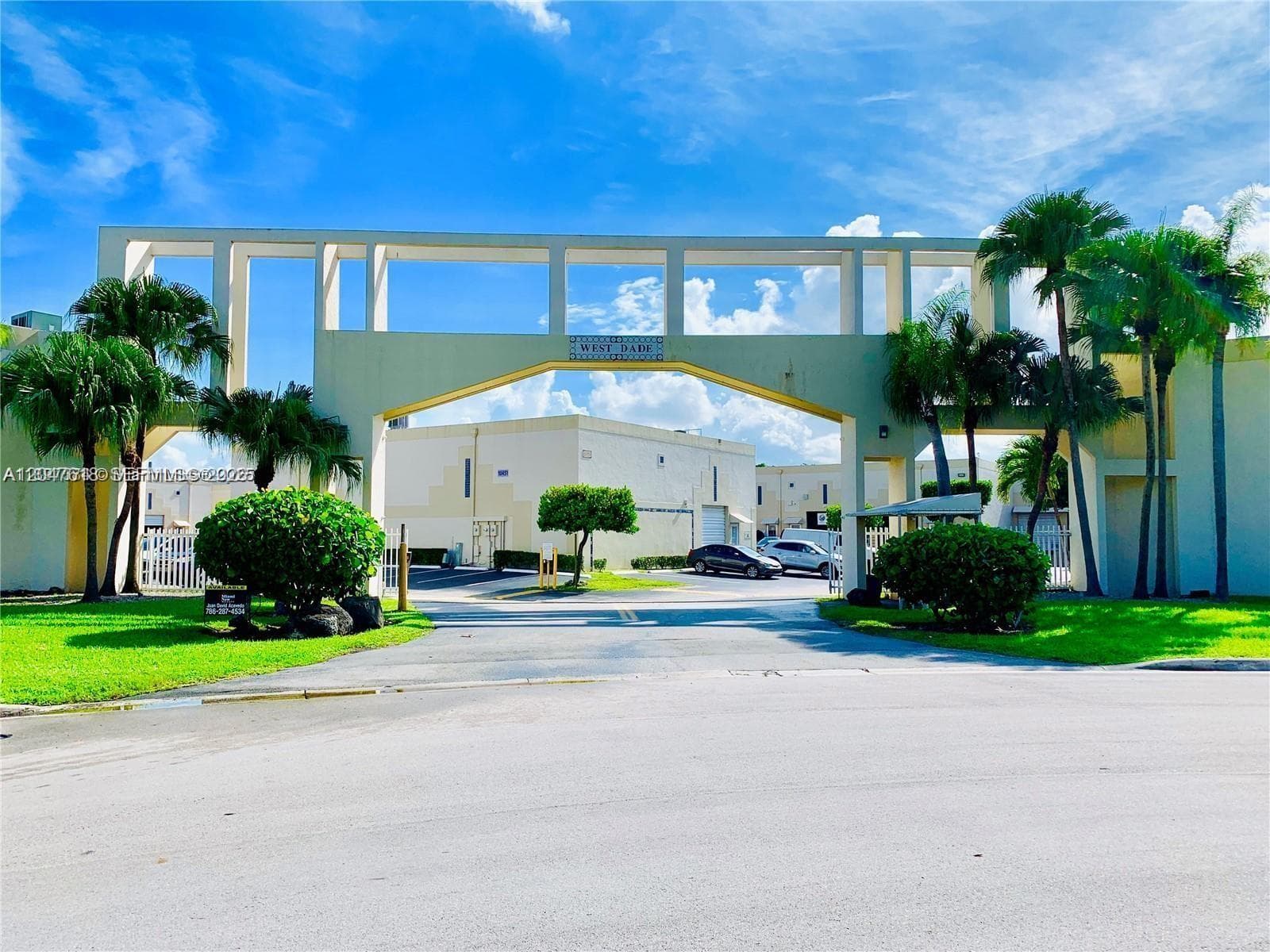 10431 NW 28th St # E106, Doral, FL 33172 photo 3